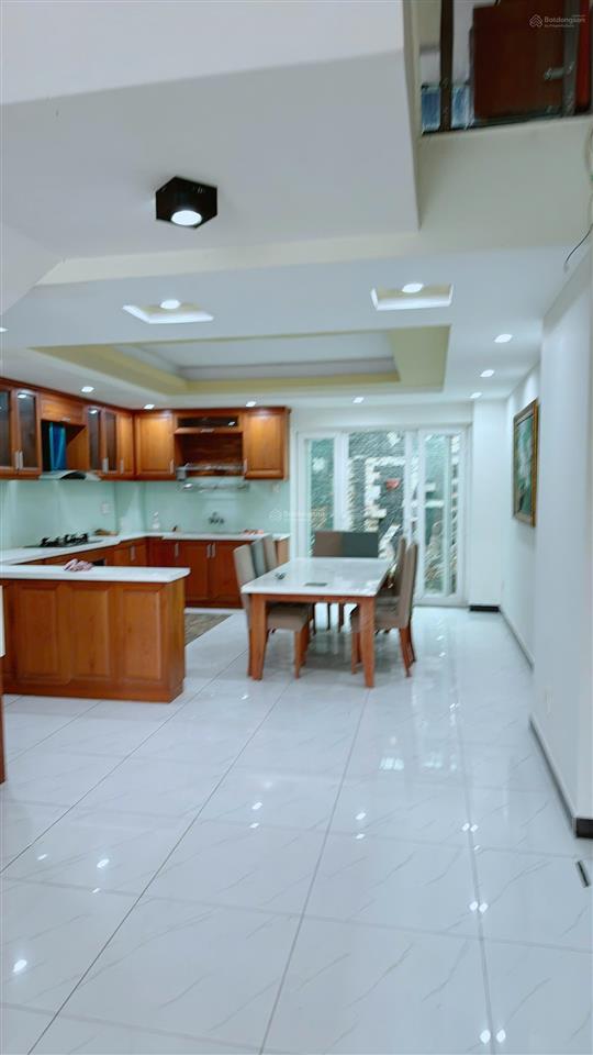 Cho thuê căn nhà phố kdc 13e intresco xã bình hưng tp.hcm giá rẻ ở ngay.
