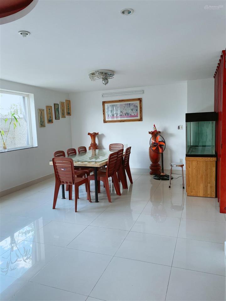 Cho thuê biệt thự kdc 13e intresco không gian sống rộng rãi, thoáng mát