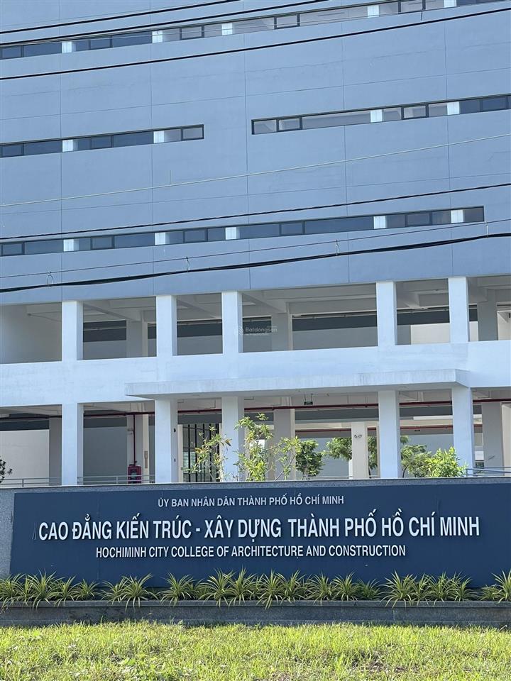 Bán gấp lô đất đường số 6 kdc 13e intresco xã bình hưng cạnh trường đại học văn hiến