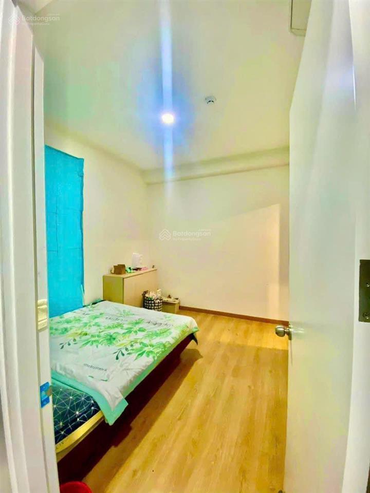 Chính chủ cần bán căn hộ tầng 18 block b view nhìn toàn tp giá rẻ