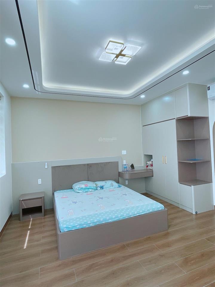 Cho thuê nhà phố kdc 13e intresco đầy đủ nội thất cao cấp. nhà mới