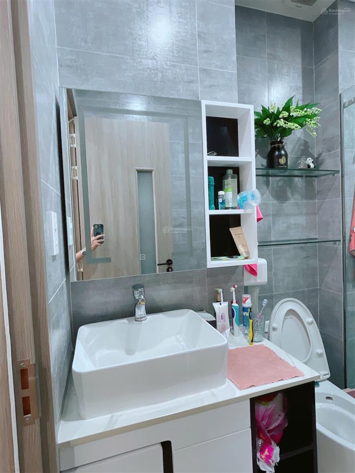 Cho thuê nhà phố kdc 13e intresco đầy đủ nội thất cao cấp. nhà mới
