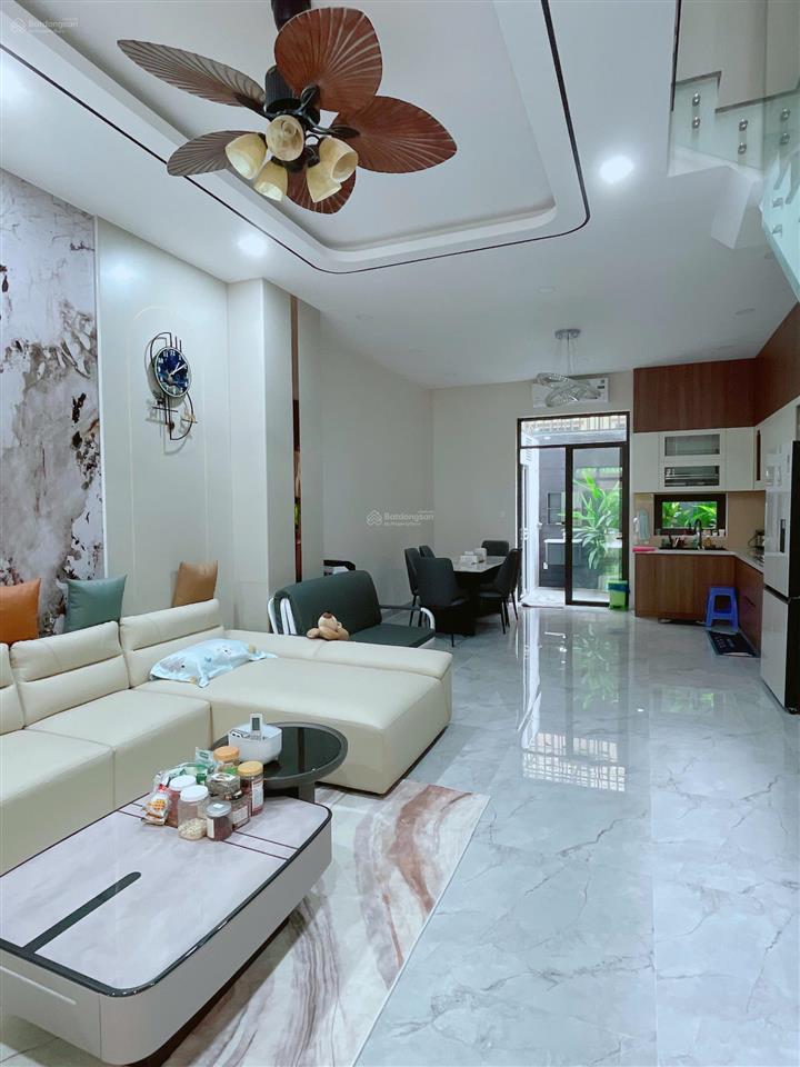 Cho thuê nhà phố kdc 13e intresco đầy đủ nội thất cao cấp. nhà mới
