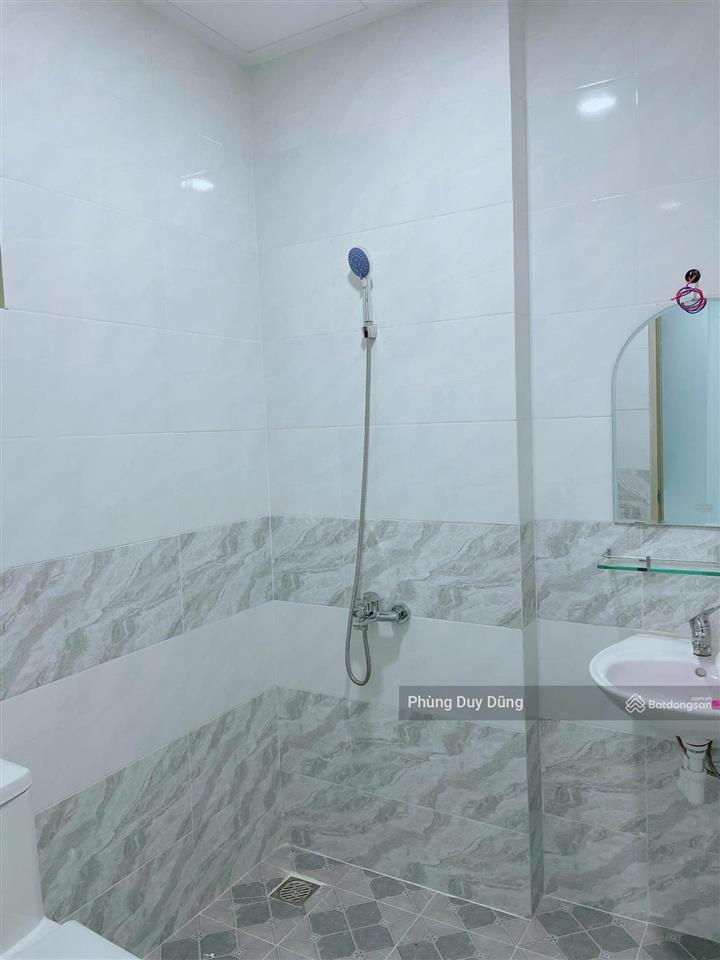 Cho thuê phòng trọ tại kdc 13 e intresco sau lưng trường đh văn hiên, quân đội giá 3tr/tháng.