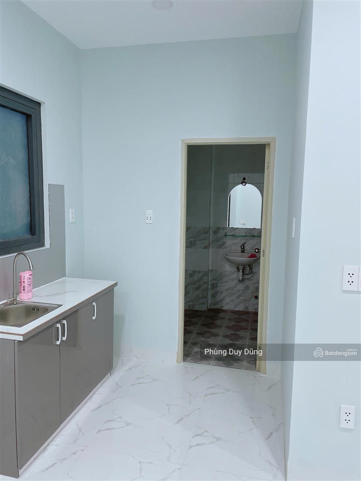 Cho thuê phòng trọ tại kdc 13 e intresco sau lưng trường đh văn hiên, quân đội giá 3tr/tháng.
