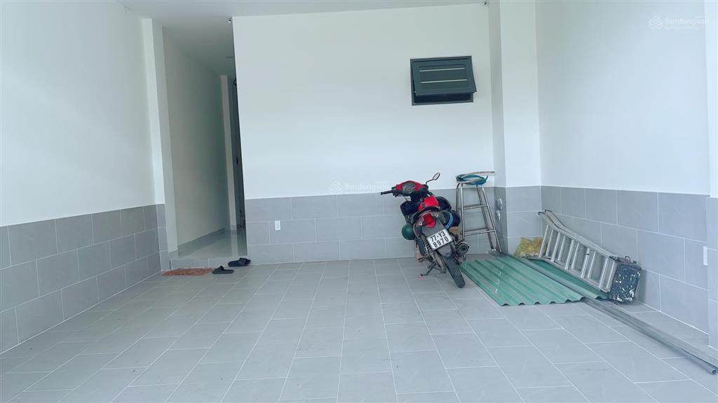 Cho thuê phòng trọ kdc 13e intresco sau lưng đại học văn hiến giá 2,9tr/tháng