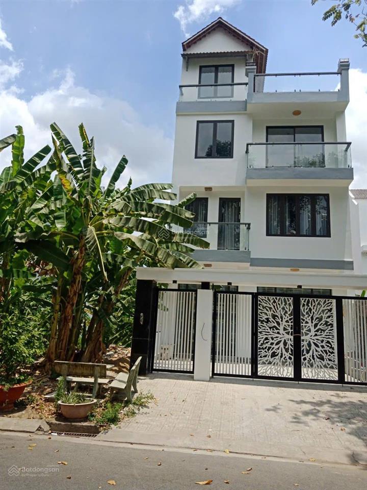 Chính chủ cần bán gấp căn nhà phố trục chính đường số 7 kdc 13b conic đối diện trường đh văn hiến