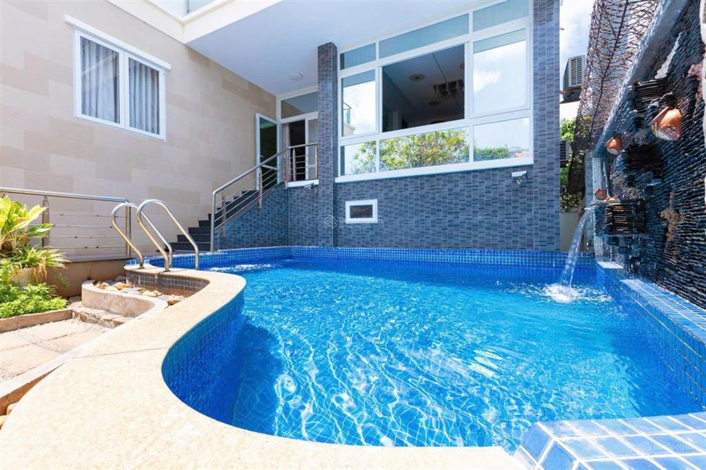 Bán căn nhà 2 mặt đường văn cao + thái văn lung, vũng tàu