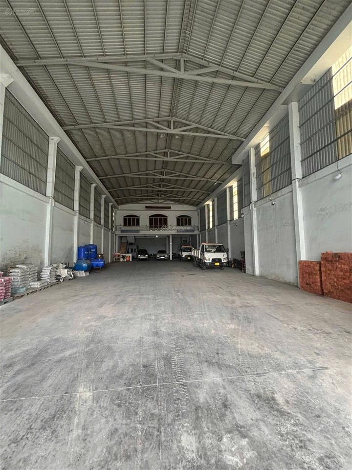 Cho thuê 3000m2 mt quốc lộ 13, thủ đức