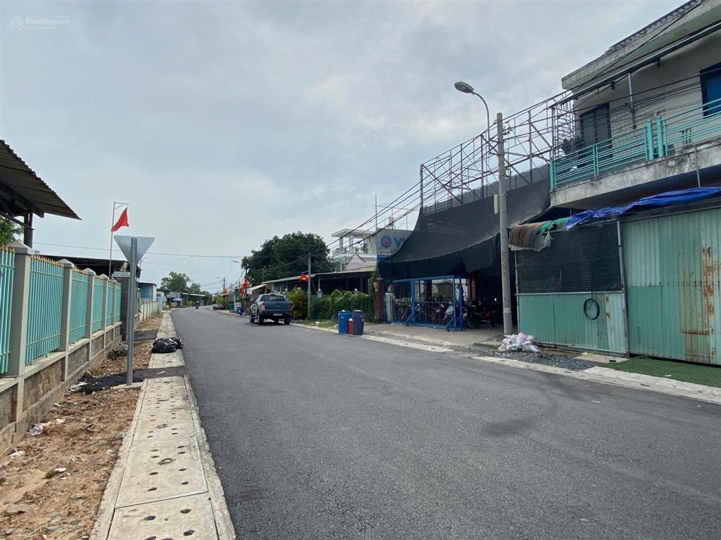 Bán gấp nhà mặt phố tại đường cao thi đáo, 11.45 tỷ, 400m2, 4pn, 2wc, pháp lý đầy đủ