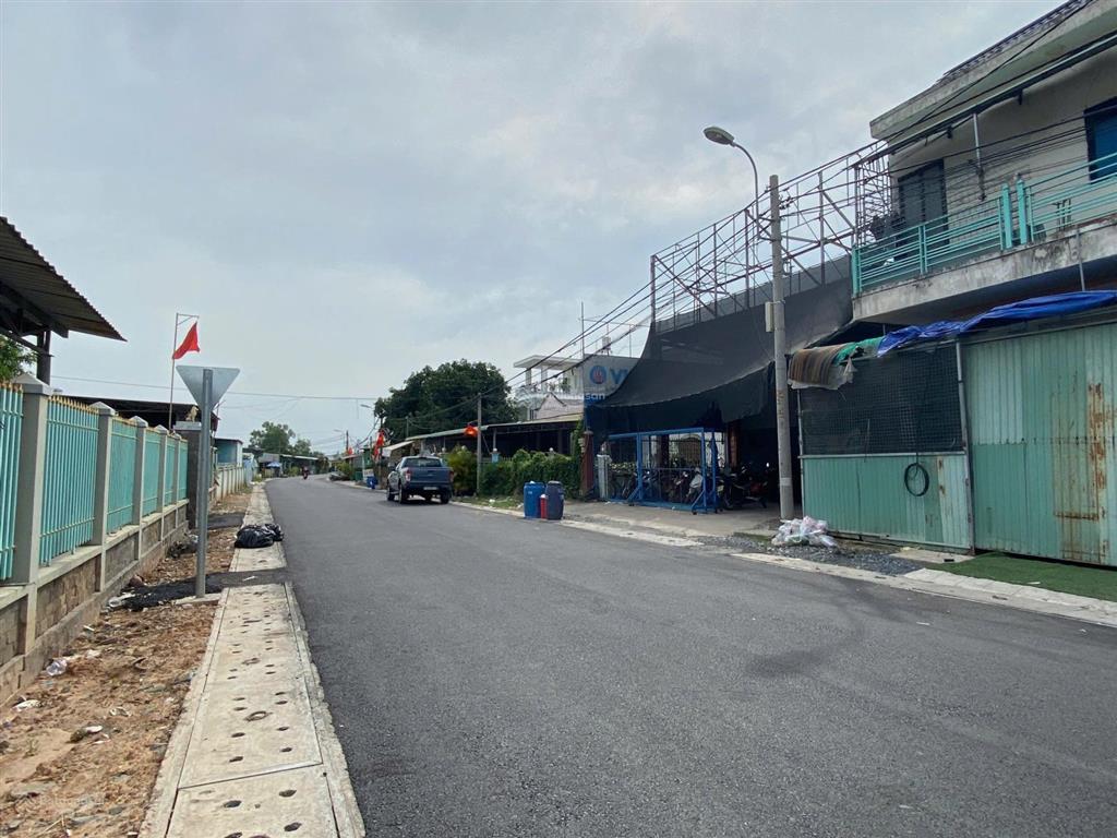 Bán gấp nhà mặt phố tại đường cao thi đáo, 11.45 tỷ, 400m2, 4pn, 2wc, pháp lý đầy đủ