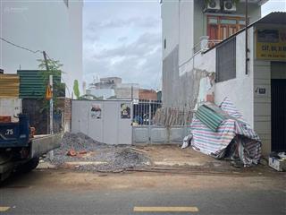 Đất gần bãi tắm hòn chồng chỉ 5 phút là ra tới biển.!!!