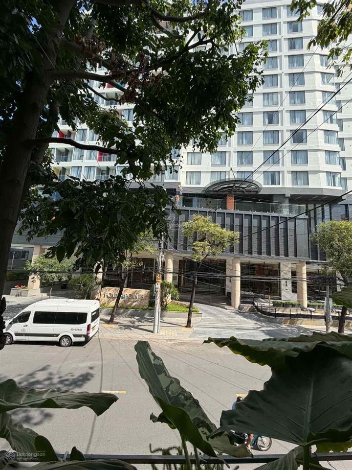 Nhà mặt tiền đường nguyễn chánh nằm ngay sát biển, vị trí cực hiếm, cách biển chỉ vài bước chân