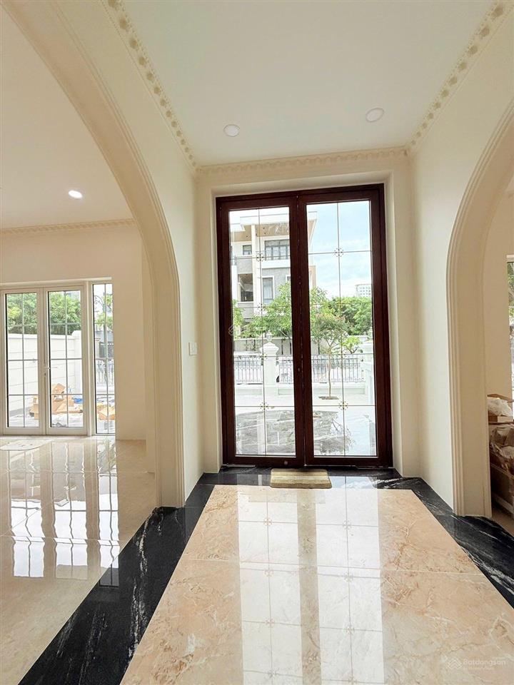 Cần bán khu biệt thự vip 1 vcn phước hải mới cứng, khu vực an ninh!