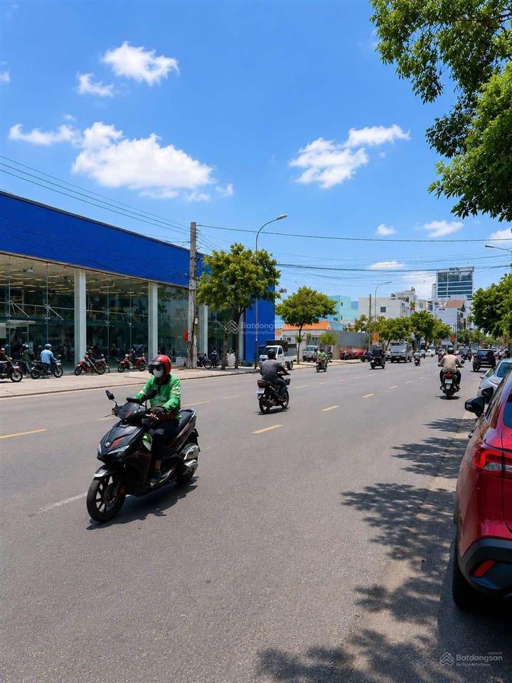 Bán nhà mặt tiền kinh doanh ngang 10m trục đường tố hữu giao thông thuận tiện