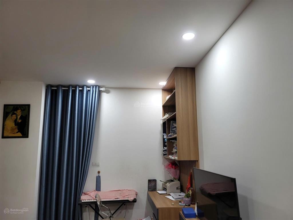 Chính chủ bán căn góc 3 phòng ngủ tầng trung đẹp dự án iris garden mỹ đình