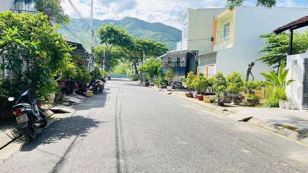 Chủ hạ giá cần bán gấp tái định cư đất lành đường nhựa 13m giá bán 3 tỷ ( sổ hồng cá nhân )