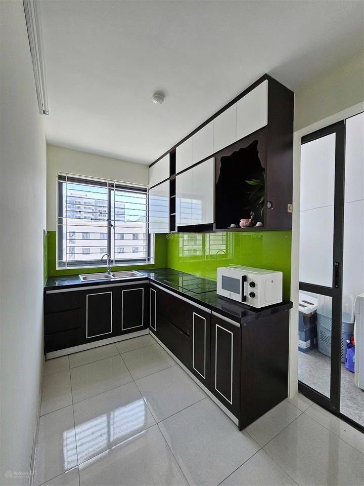 Hạ giá bán nhanh căn góc nội khu 2 pn 2 wc hud phước long chỉ còn 2250 (sổ hồng cá nhân)