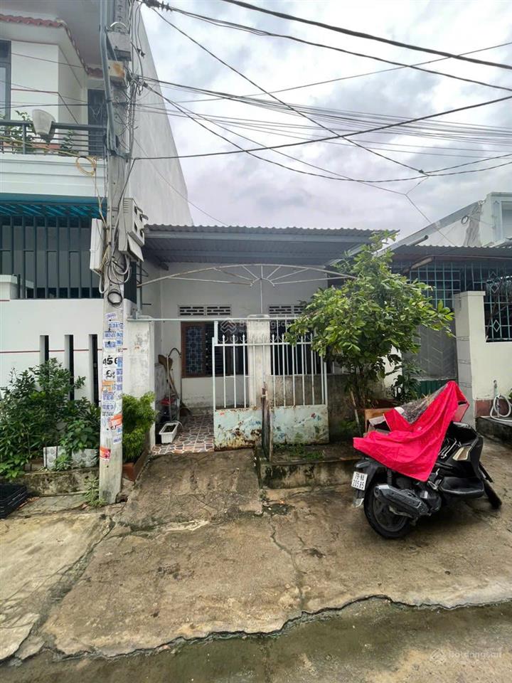 Hạ giá bán nhanh lô đất gần công viên đường 5m sát bên phong châu tặng nhà cấp 4 giá chỉ 2,4 tỷ