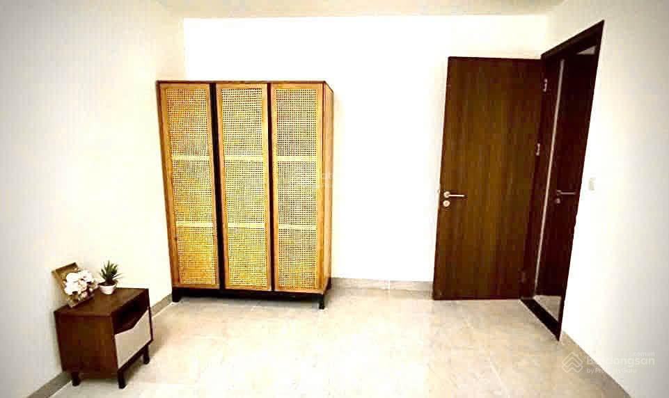 Một trong số ít 1 căn tầng cao 2pn 2vs full nội thất mới giá bán 2,8 tỷ (giá cạnh tranh)