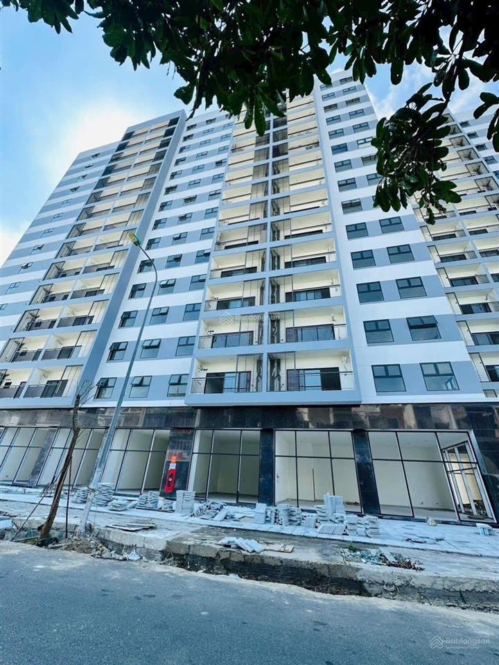Hạ giá bán nhanh căn 2pn 2wc tầng cao ccu phước long mới bàn giao giá bán 2850 ( view pháo hoa)