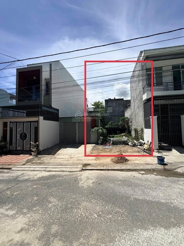 Hạ giá bán nhanh còn 2.850tỷ lô 66m2 đường 10m tđc đất lành (sổ hồng cá nhân  xd tự do)