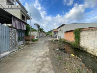 Bán lô đất lành nam nha trang, đường rộng 7m. cách đường phong châu 50m, khu dân cư đông đúc,
