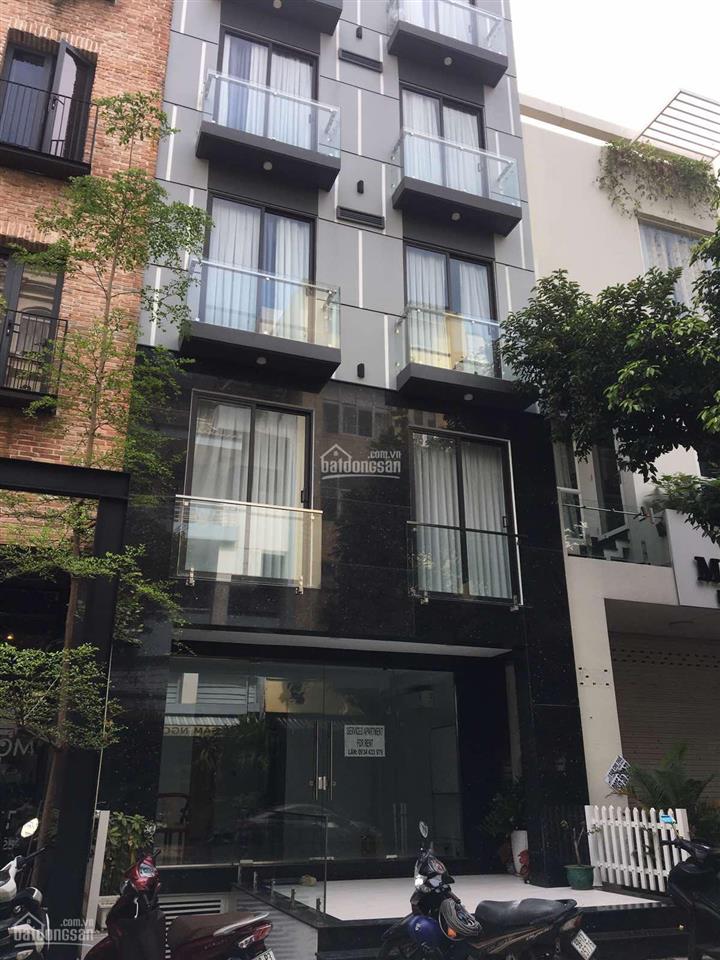 Bán gấp nhà phố hưng gia hưng phước phú mỹ hưng, nhà mới 4 lầu có thang máy, sổ hồng 111m2 giá 23tỷ