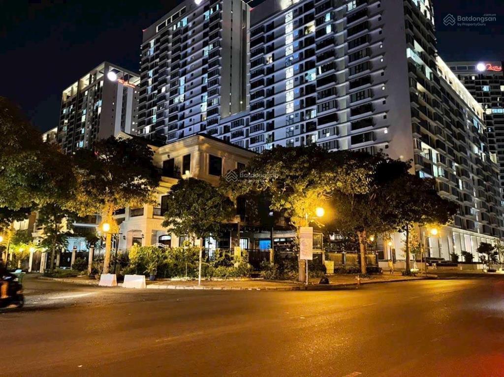 Bán đơn lập góc 2 mặt tiền đường lớn khu nam phú mỹ hưng, quận 7, sổ hồng 325m2 giá 105 tỷ