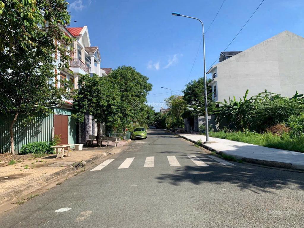 Bán gấp lô biệt thự giá tốt nhất kdc phú nhuận  cạnh global city 73tr/m2