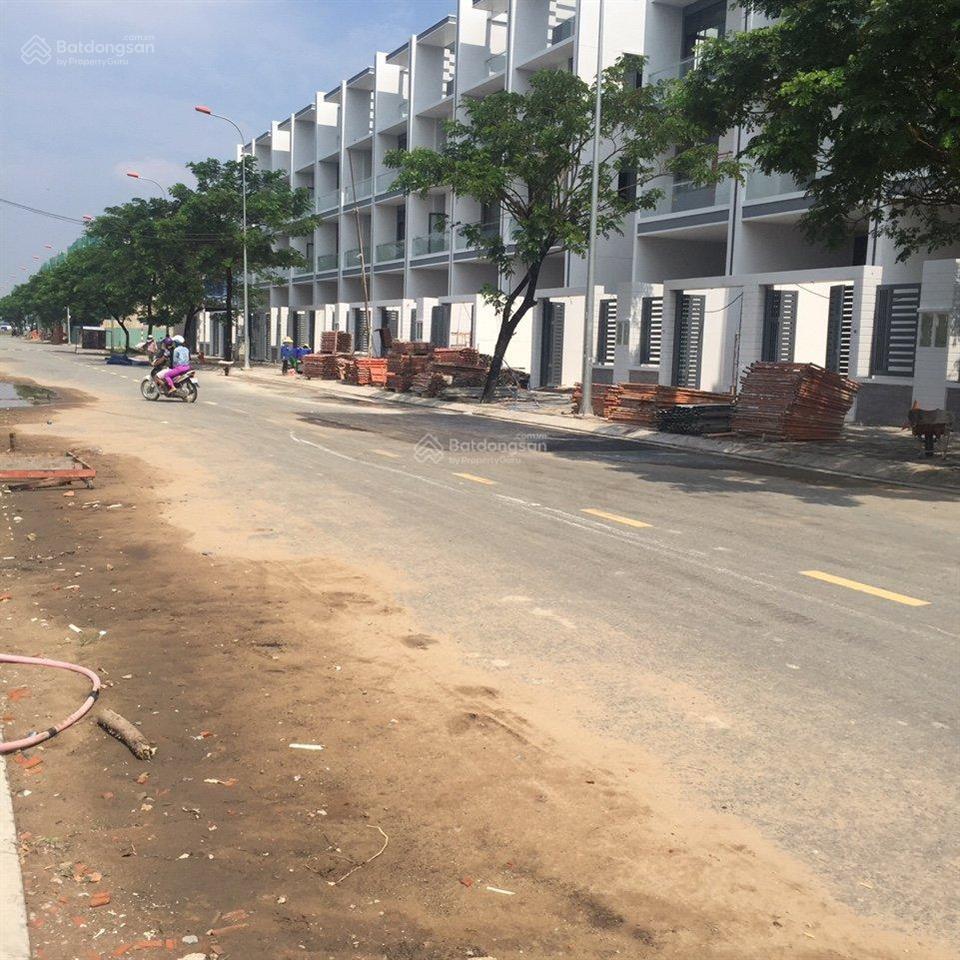 Bán gấp lô đất kdc sở văn hóa thông tin, phú hữu 71r/m2