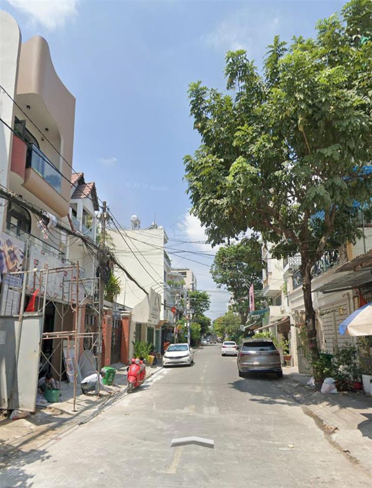 Về quê dưỡng già cần bán gấp nhà phố 1 trệt 3 lầu mặt tiền đường ỷ lan. giá bán 14 tỷ thỏa thuận