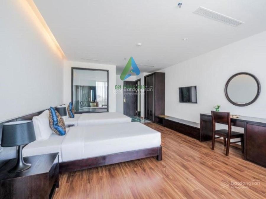 Cần bán khách sạn 11 tầng 56 phòng đường hồ xuân hương, p. ngũ hành sơn vị trí đẹp gần biển