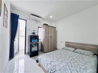 Cho thuê ch 30m2 có balcon full nội thất ở cmt8, q10. giá chỉ 6.3tr/tháng