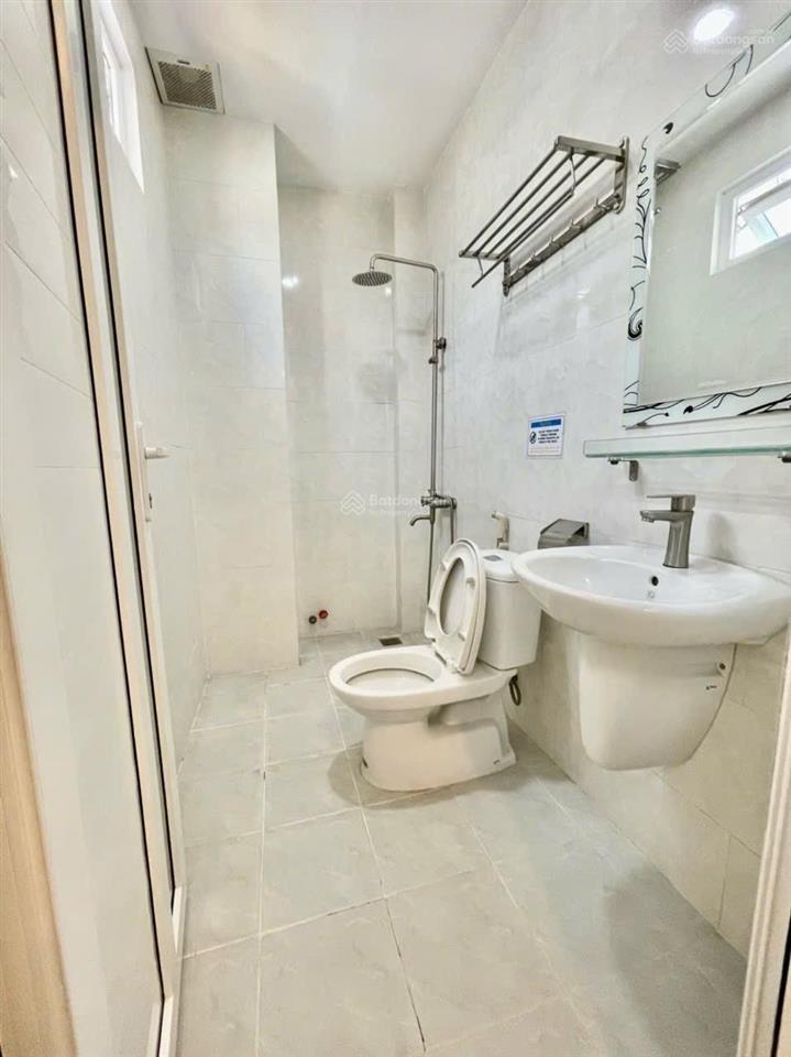 Ch ngay ngô tất tố q. bình thạnh, 30m2 full nội thất, giá 6tr/tháng
