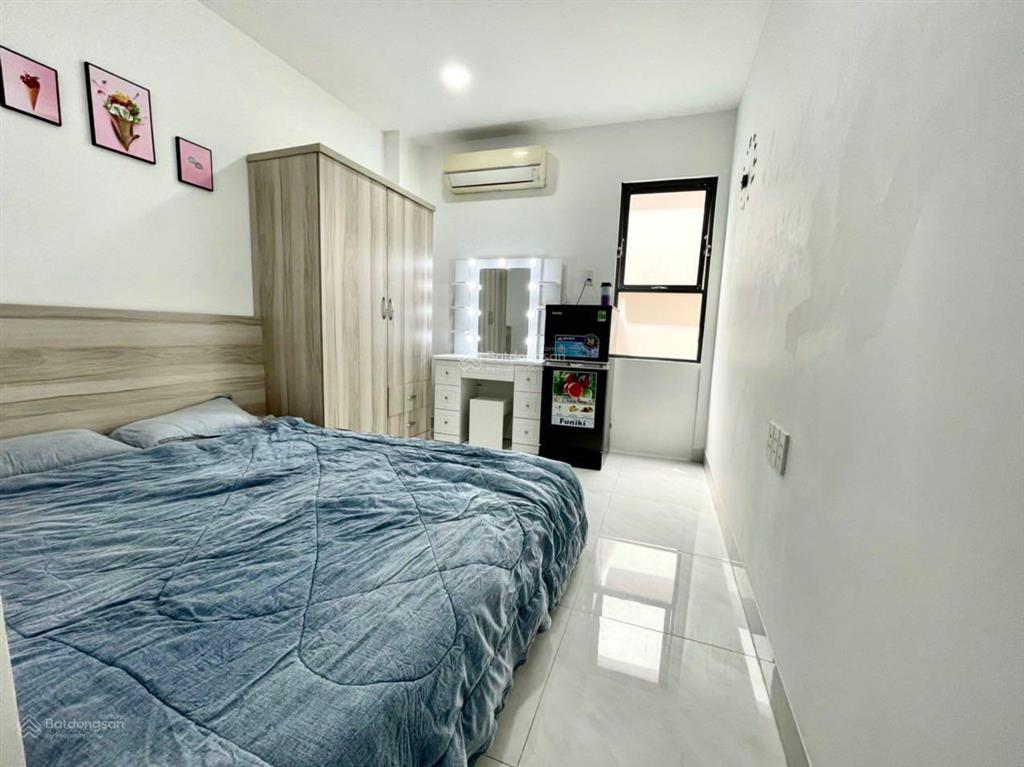 Cho thuê căn hộ 25m2 full nội thất ngay cmt8, q10. giá chỉ 4.7tr/tháng