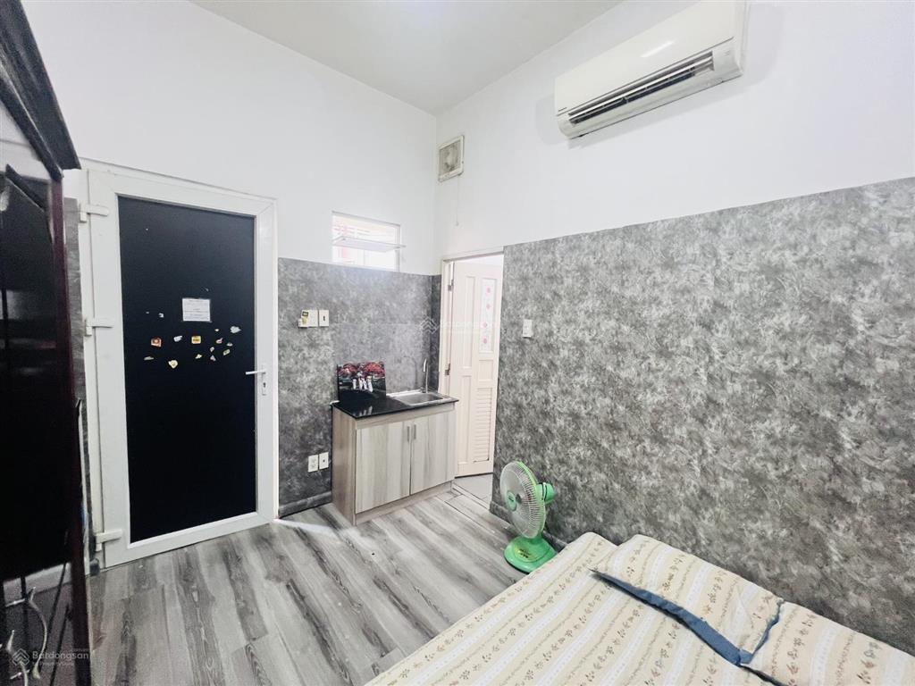 Cho thuê phòng full nội thất ngay vòng xoay cống quỳnh q1
