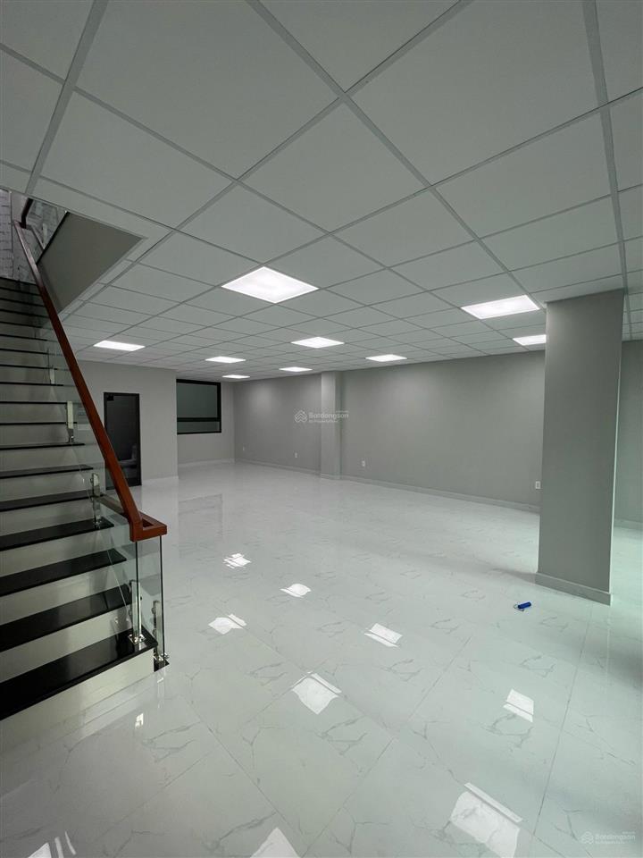 Toà nhà mặt tiền nb lý thường kiệt q.10, dt 12x17m, kc 6 tầng, giá 70 tỷ