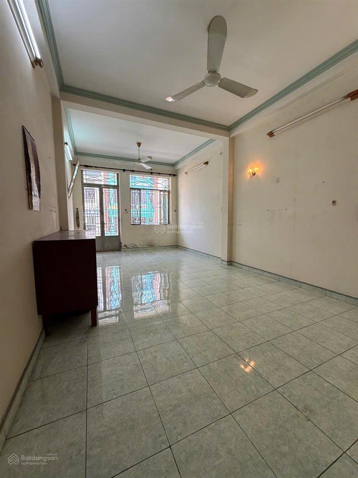 Bán nhà hxh hồng bàng q5 gần hùng vương plaza lý thường kiệt, 4x16, nở hậu 2 lầu giá 10,85 tỷ