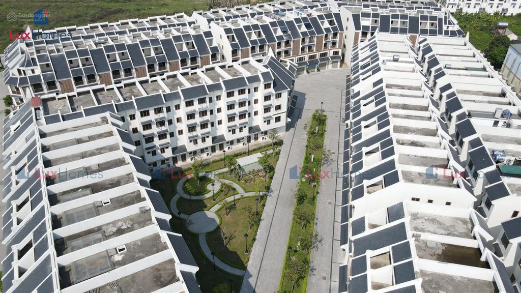 Cần tiền bán gấp căn liền kề 100m2 view vườn hoa khu nhật, kđt hinode royal park