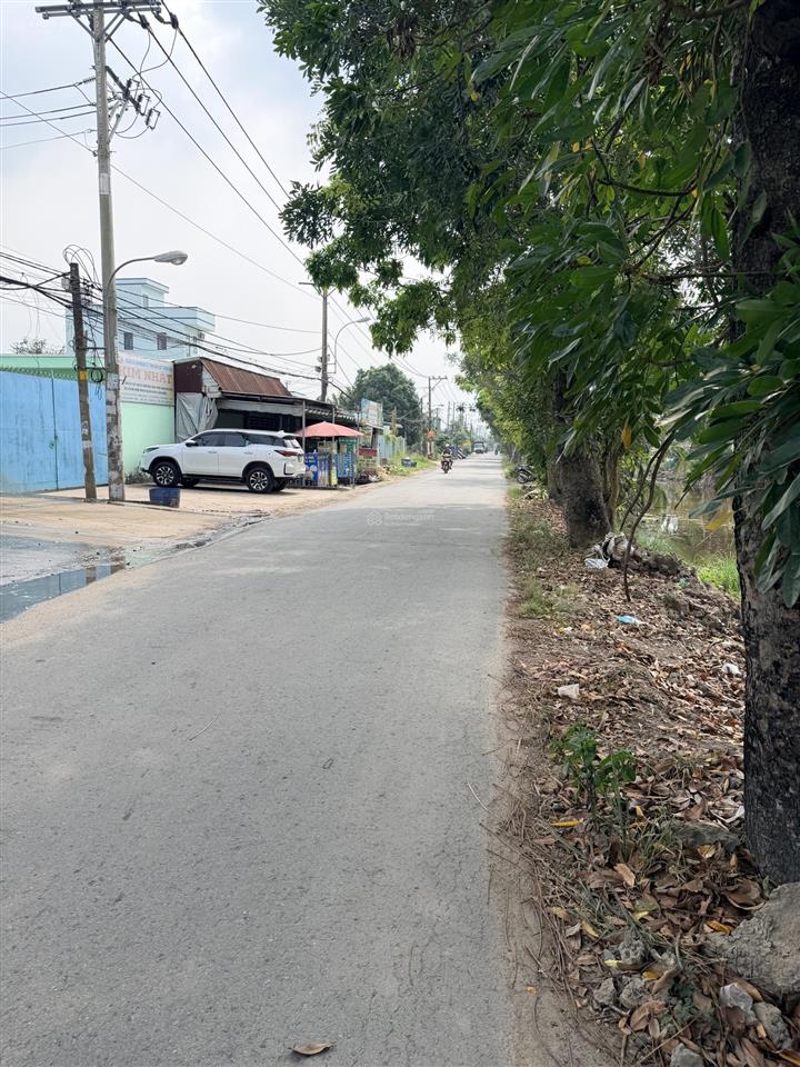 Bán kho xưởng lê minh xuân bình chánh, gần kcn, thổ cư 198m2, tổng 596,9m2, đường xe tải