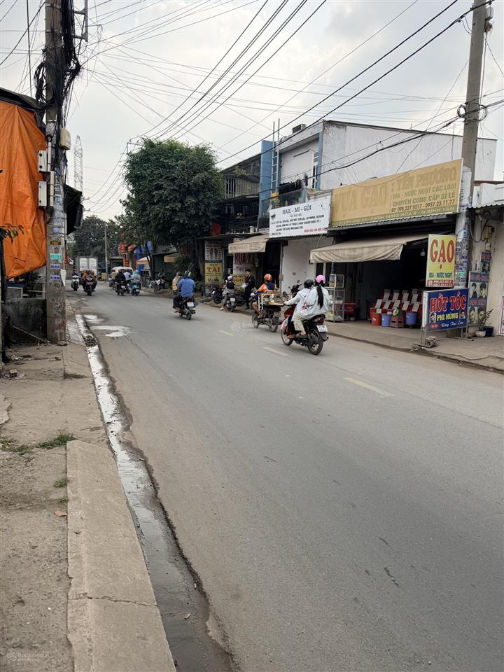 Mặt tiền liên khu 4  5 (bình hưng hòa b), 112m2 ngang 4.6m, cho thuê gần 15tr/tháng, giá 7.7 tỷ tl