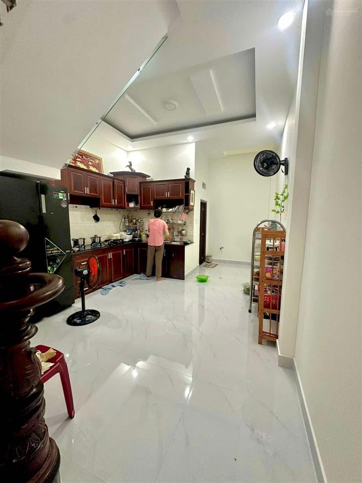 Nhà hồ văn long 69m 3 tầng xe hơi vào nhà gần kcn tân bình 300m 4km ra sân bay chỉ 5.55 tỷ
