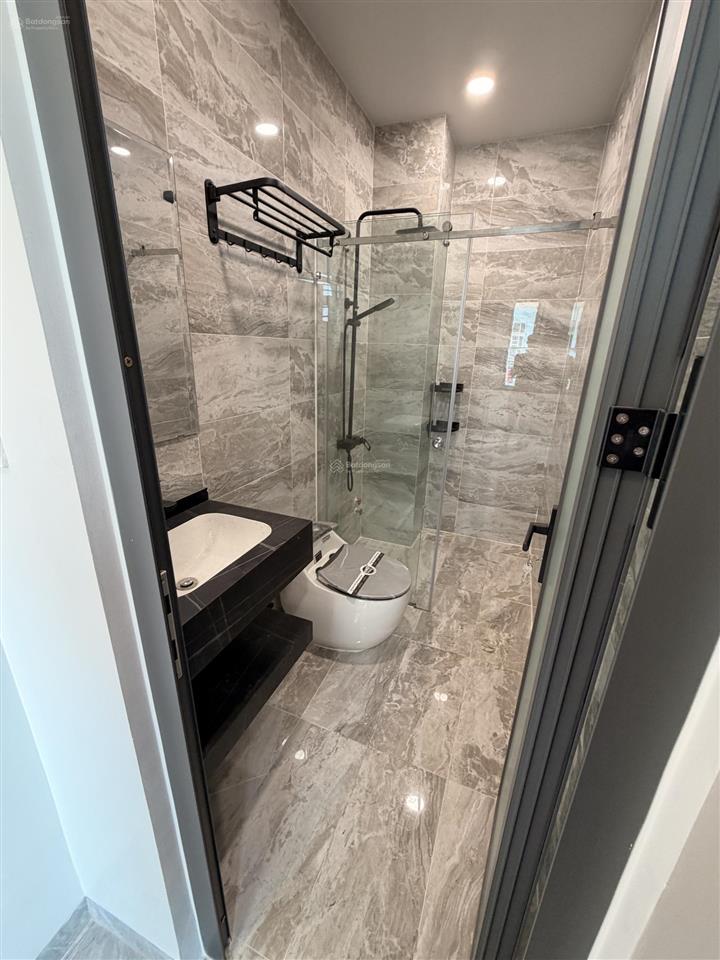 Nhà mới 4 tầng hẻm xe tải gần aeon tân phú, 55m2 ngang 5.5m, 4pn, chỉ 6.1 tỷ