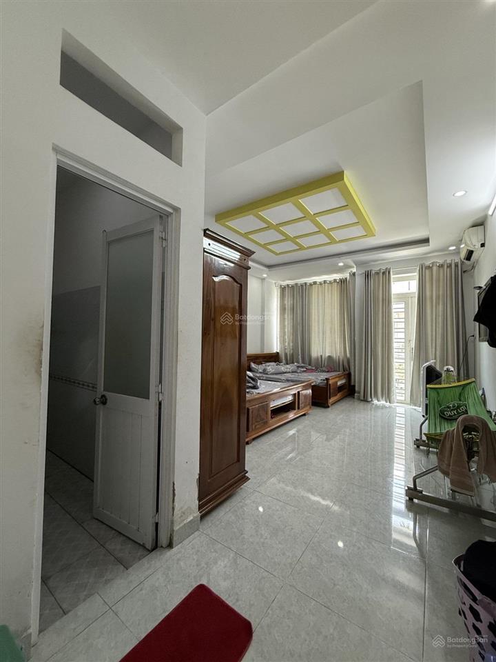 Nhà 3 tầng btct hxh 8m liên khu 4  5, 97m2, 4pn, chỉ 6.5 tỷ (giá tốt hơn khu vực ~18%)