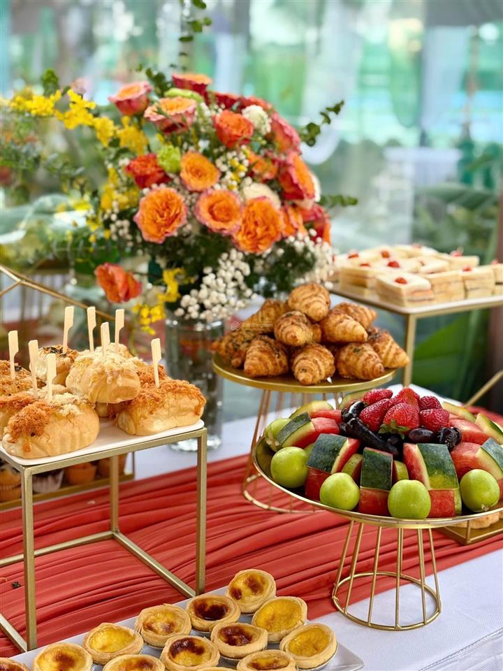 Bán gấp shophouse lahome trục thương mại 60m, giá chỉ 6.1 tỷ