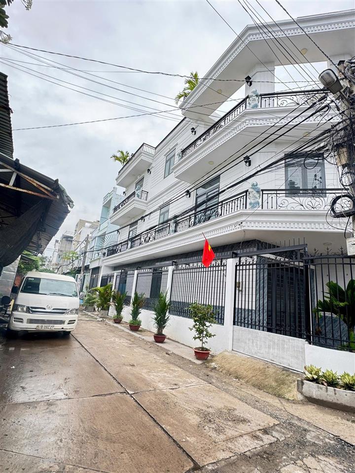 Nhà góc 2mt mới đẹp ngay mã lò, lê văn quới