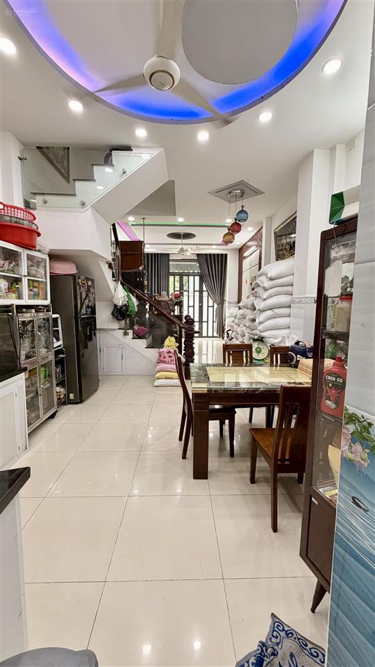 Nhà 4 tầng đúc gần nguyễn ảnh thủ 50m2 nở hậu 5pn  6wc chỉ 4.35 tỷ