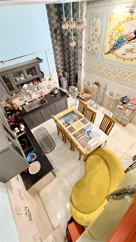 Nhà đẹp 68.5m2  4x17m hxh 6m thông 3 tầng kiên cố, kinh doanh đỉnh  full thổ cư