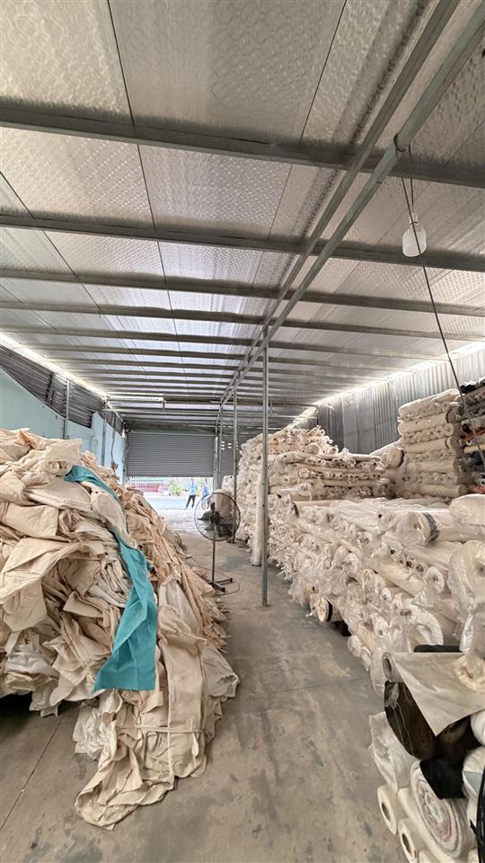 Mặt tiền tân thới nhì 2  186m2 (full thổ cư) ngang 7.5m nở hậu 8.5m dài 22m gần vin hóc môn